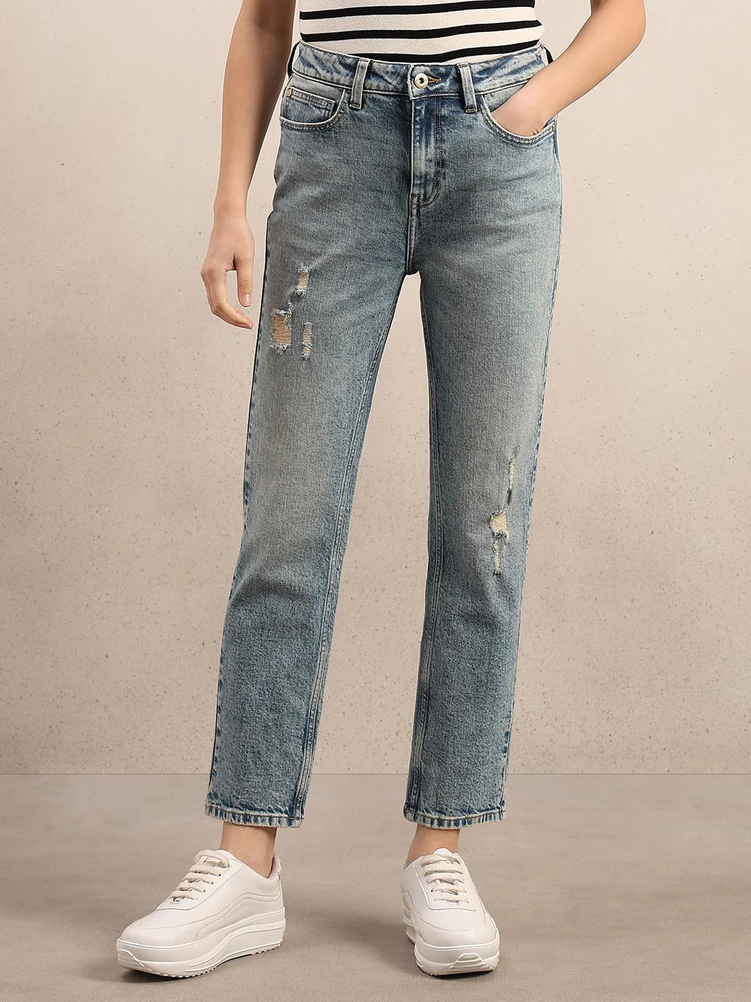 Light Blue Distressed Straight Fit Jeans - Image 2