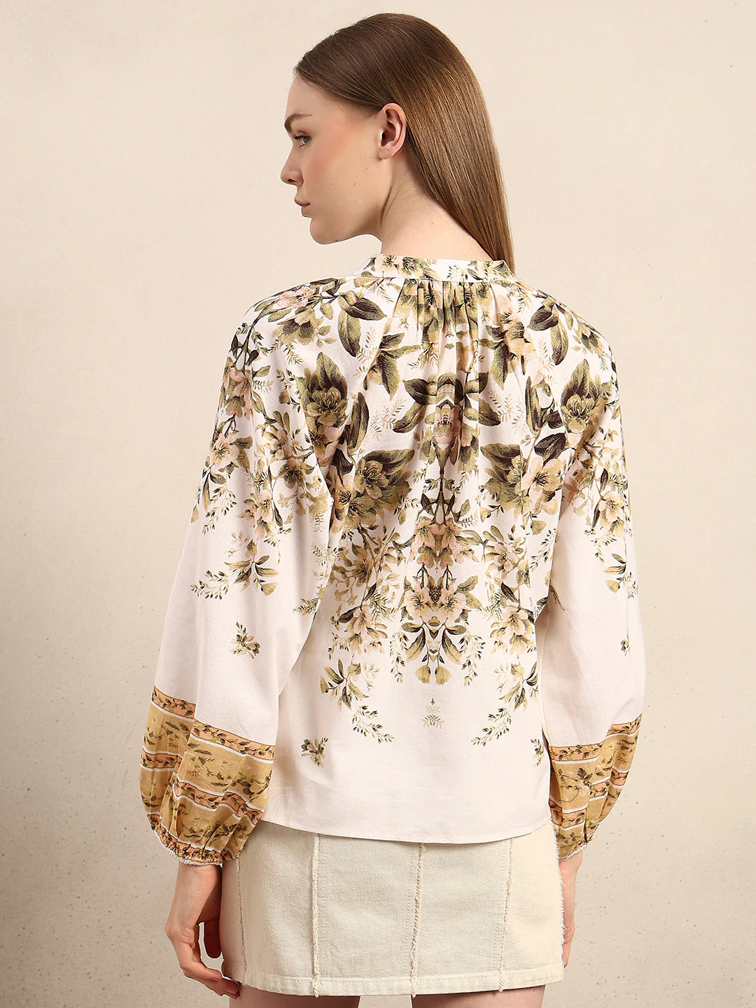Delicate Floral Print Top - Image 4