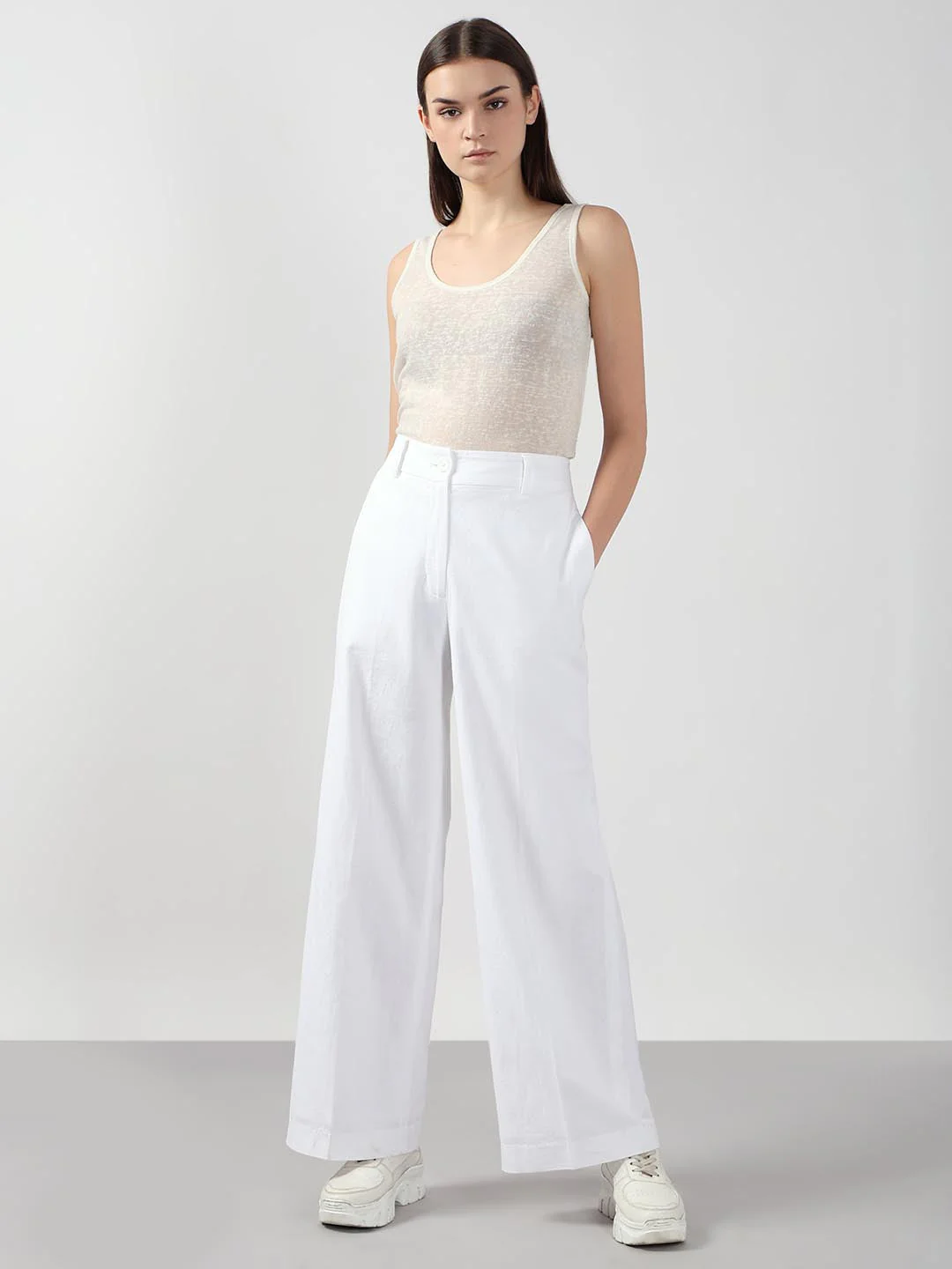 White Mid Rise Straight Fit Pants - Image 5