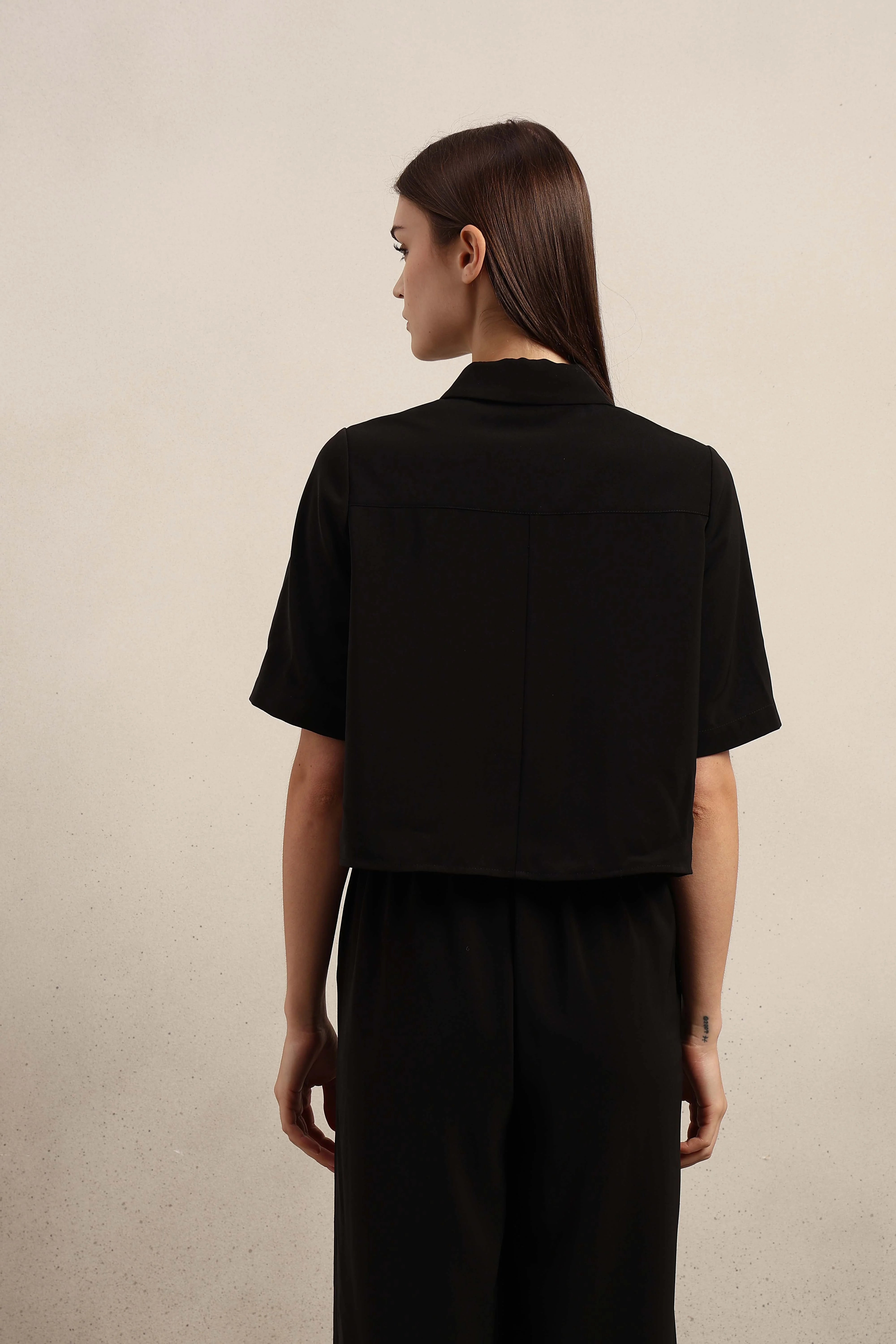 Cropped Black Shacket - Image 10