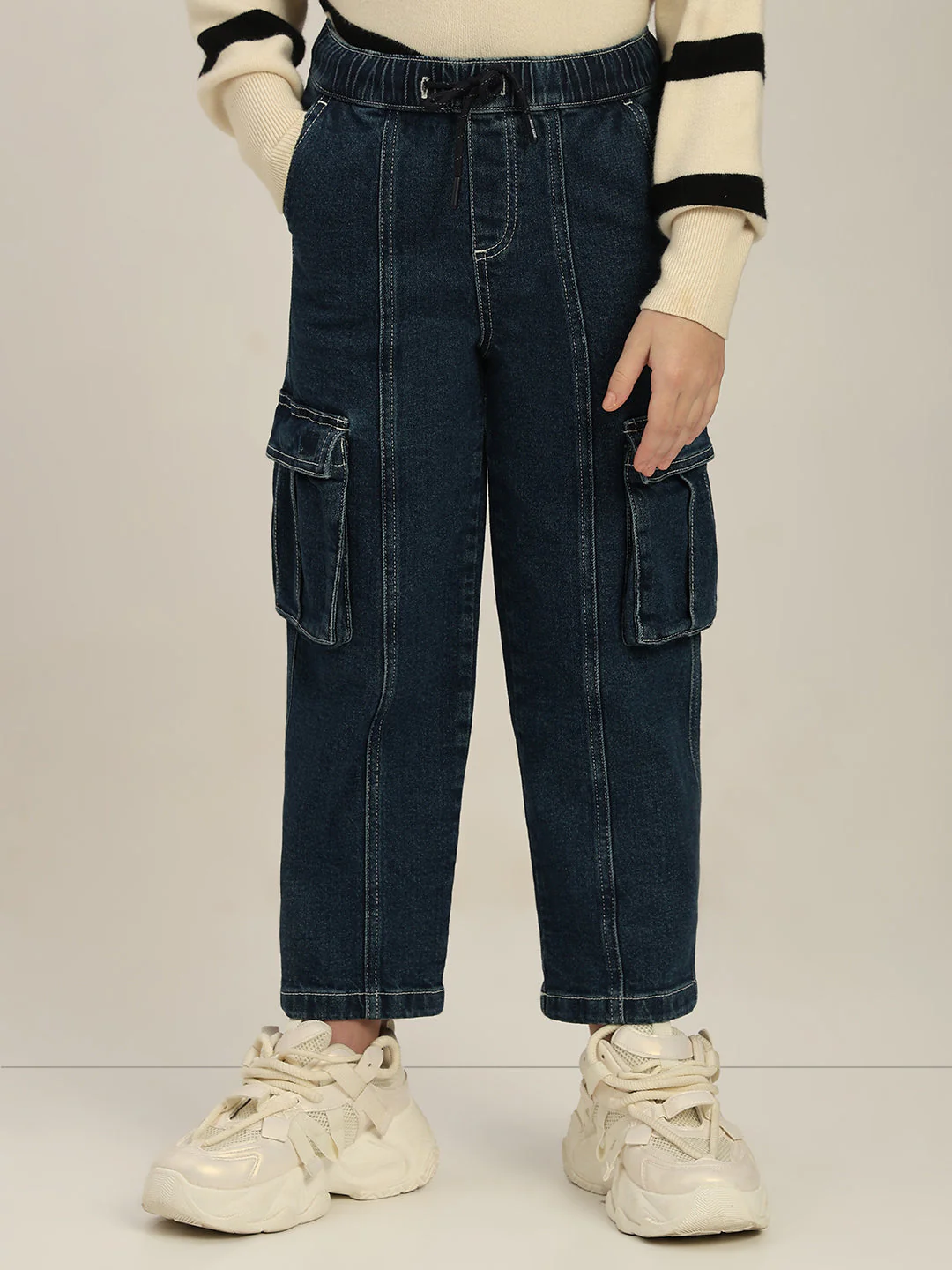 GIRLS Mom Fit Cargo Jeans - Image 2