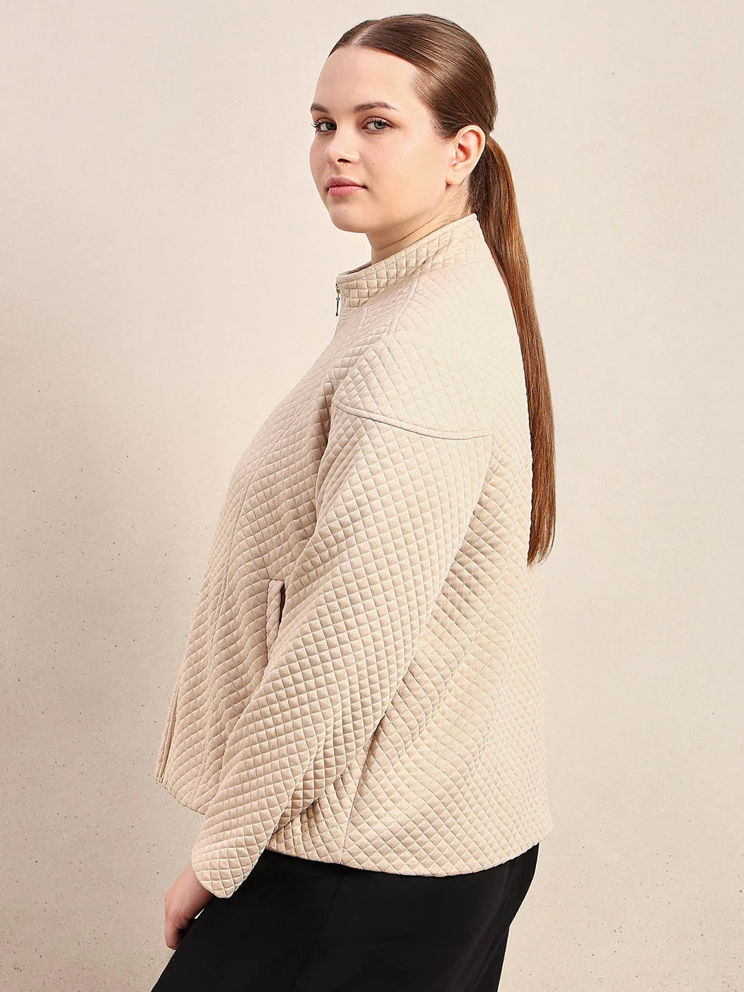 CURVE Beige Quilted Jacket - Image 3