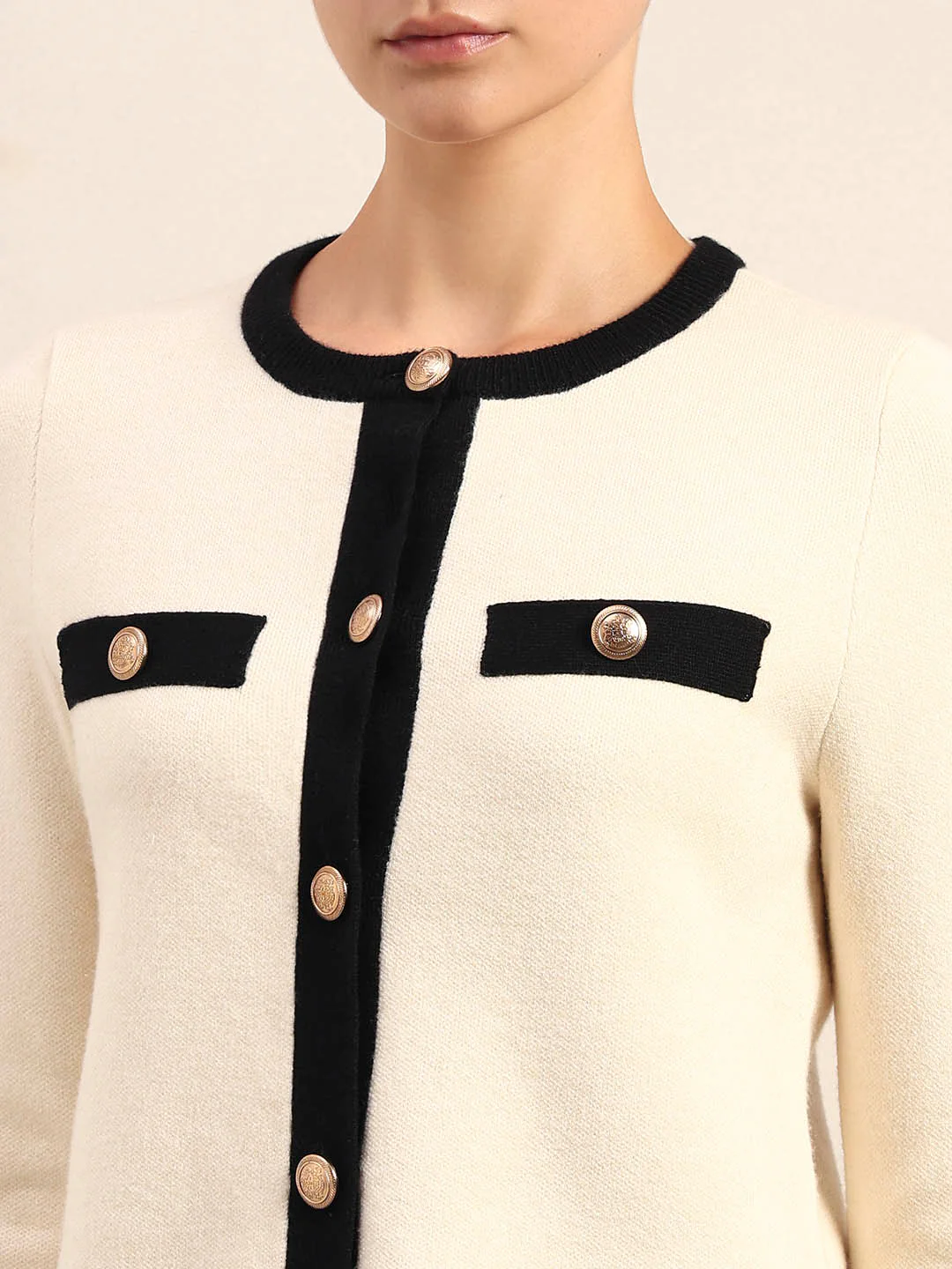 Off-White Knitted Cardigan - Image 8
