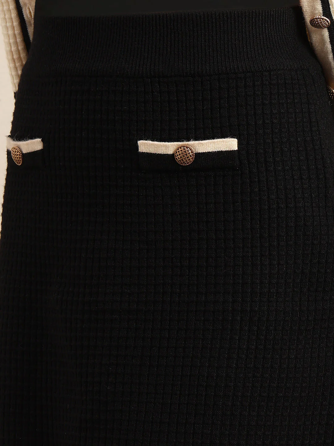 Button Detail Mini Skirt - Image 8