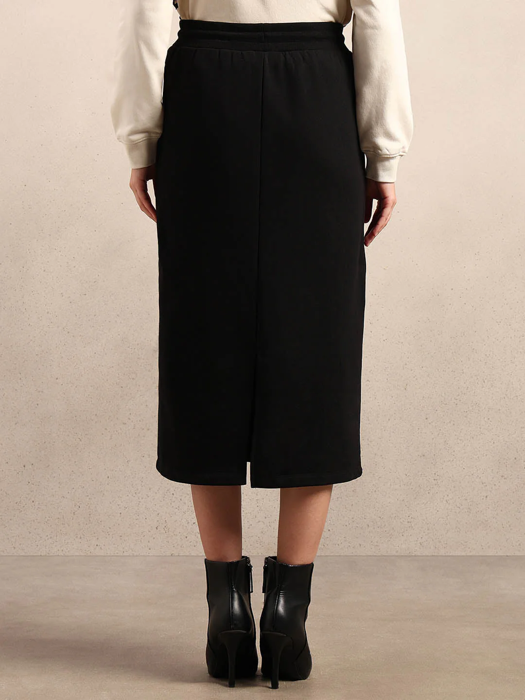 Floral Embroidered Sweatskirt - Image 4