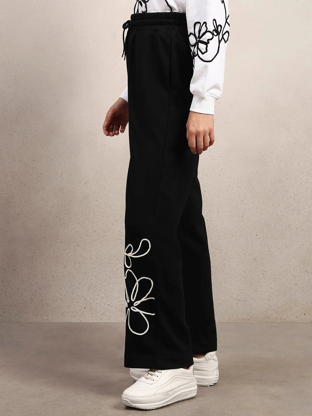 Floral Embroidered Sweatpants - Image 3