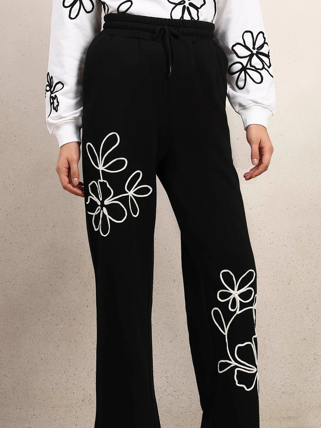Floral Embroidered Sweatpants - Image 6