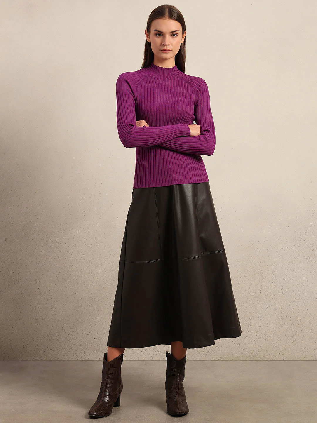 Purple Ribbed Knit Fitted Top - Image 5