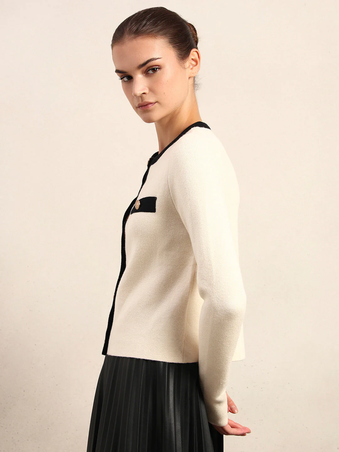 Contrast Trim Knit Cardigan - Image 3
