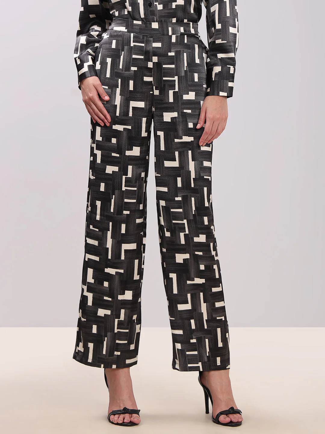 Geometric Print Straight Fit Pants - Image 2