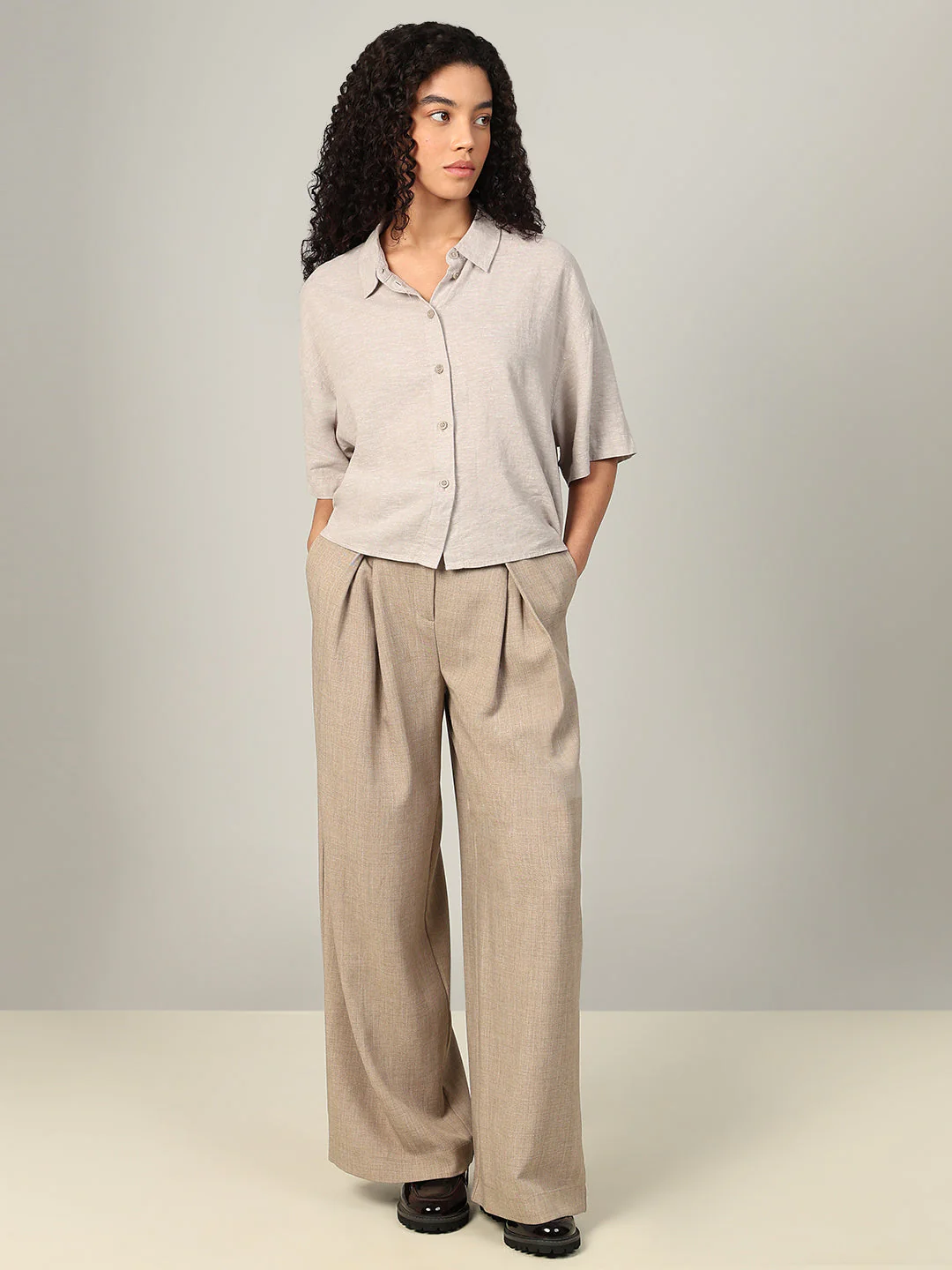 Linen Blend Short Sleeved Shirt - Image 5