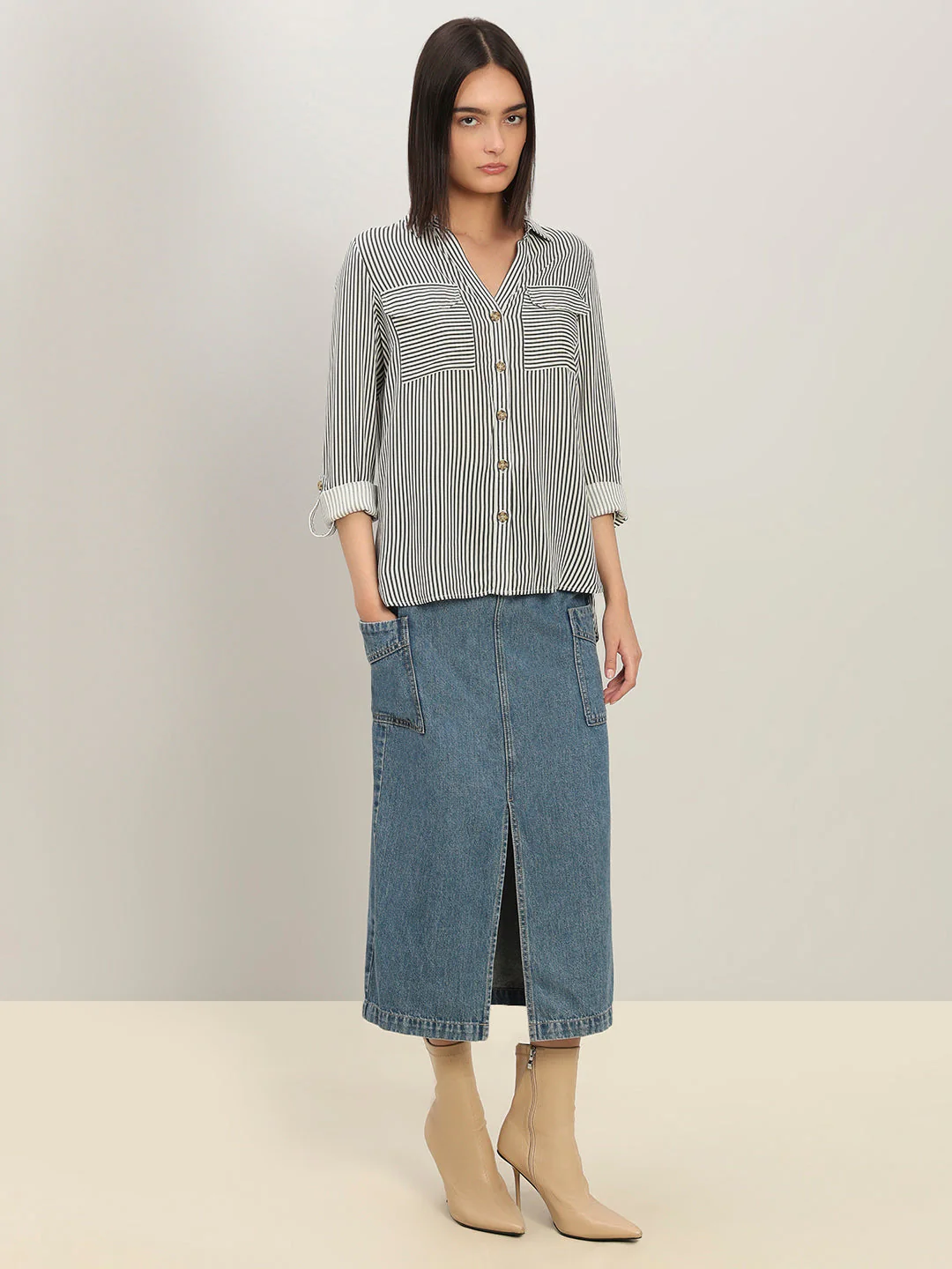 Striped Full Sleeves Shirt-White - Image 5