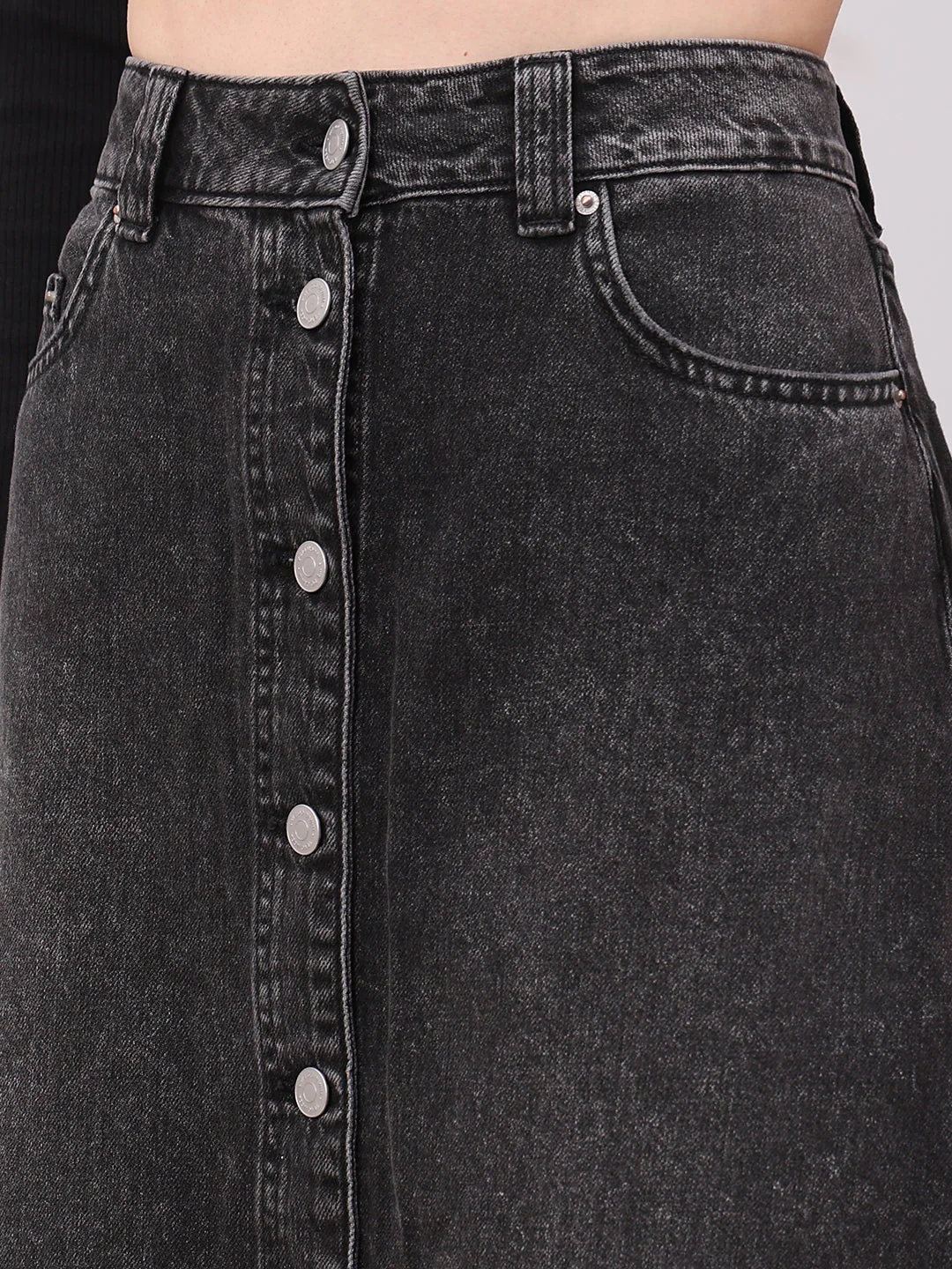 Black Button-Front Denim Skirt - Image 8