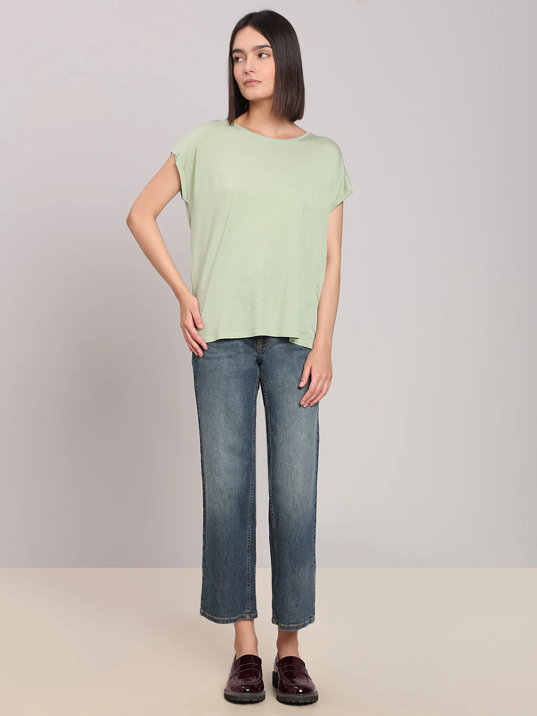 Light Green Sleeveless Top - Image 5