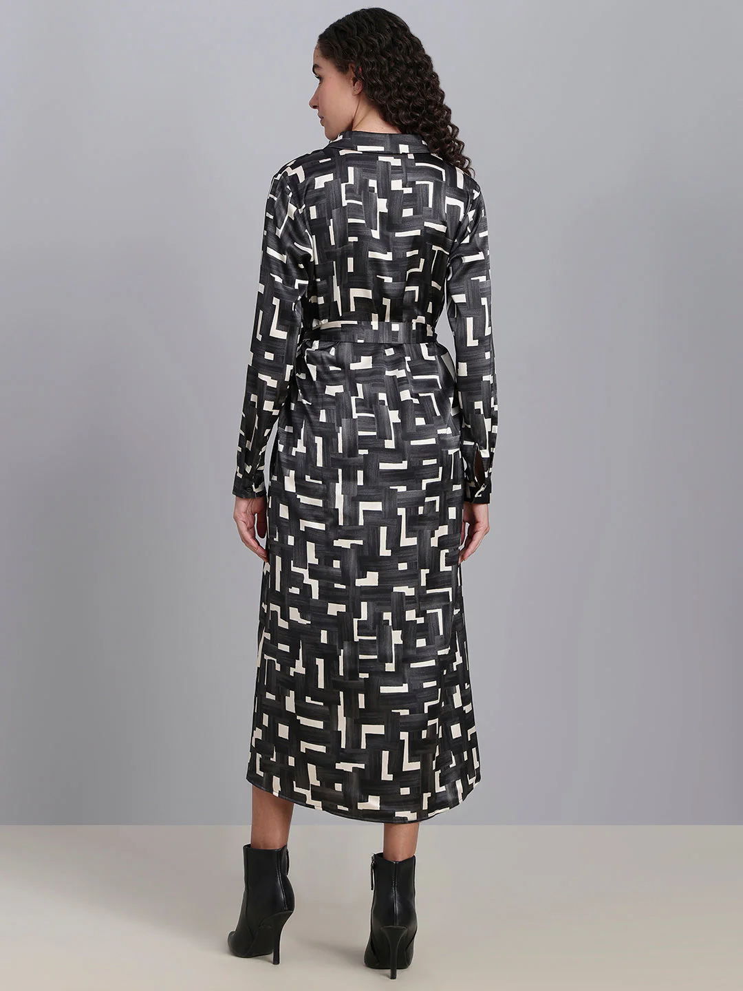 Geometric Print Tie-Waist Dress - Image 4