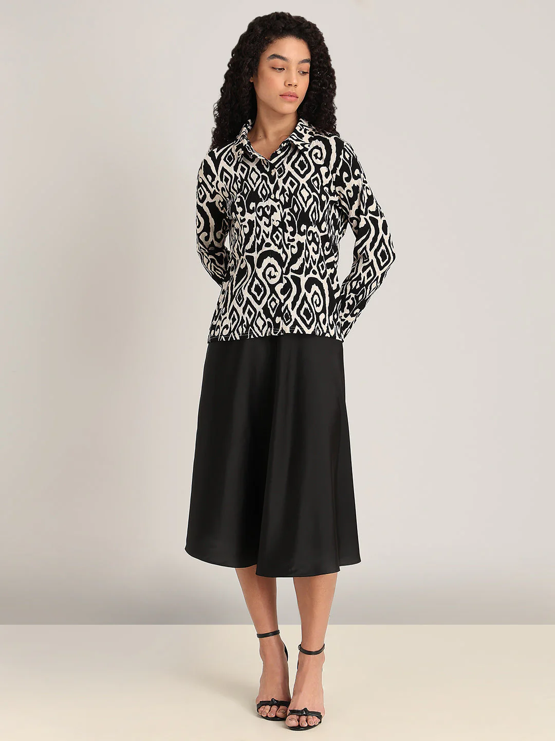 Abstract Print Full Sleeves Shirt - Image 5