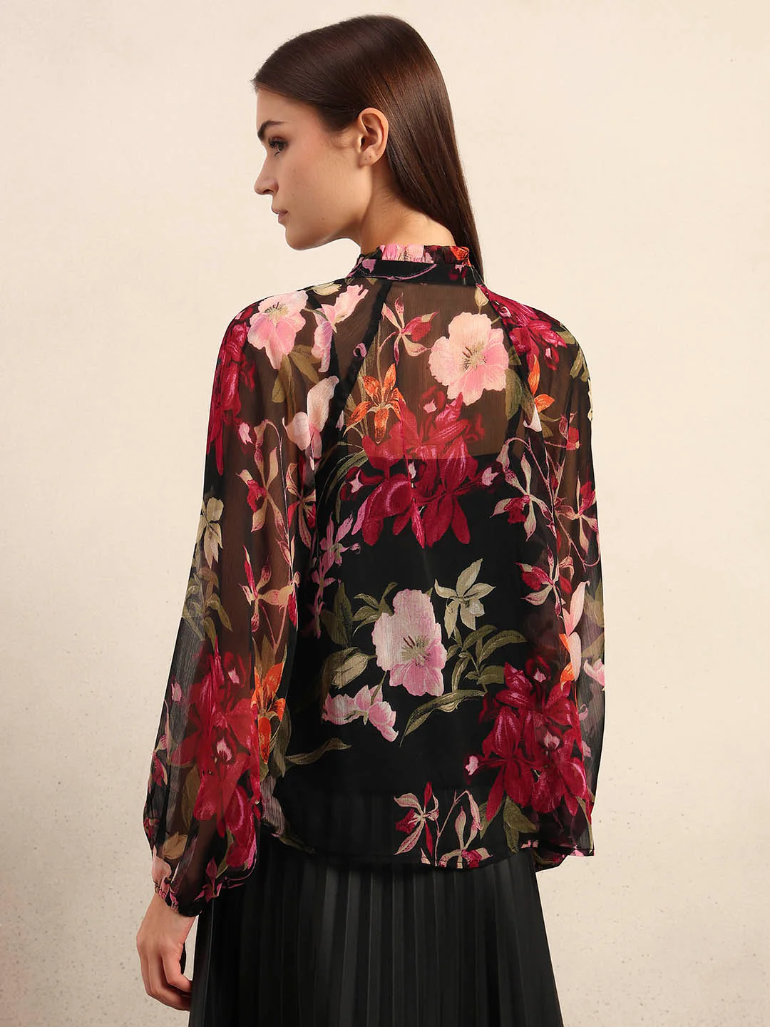 Flowy Floral Print Tie-Neck Top - Image 4