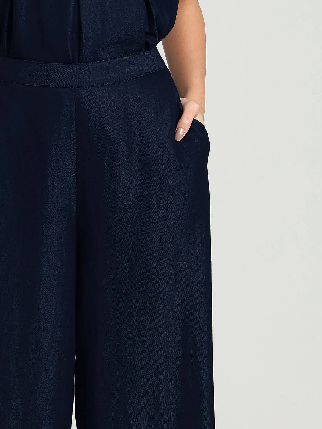 Navy High Rise Culottes - Image 6