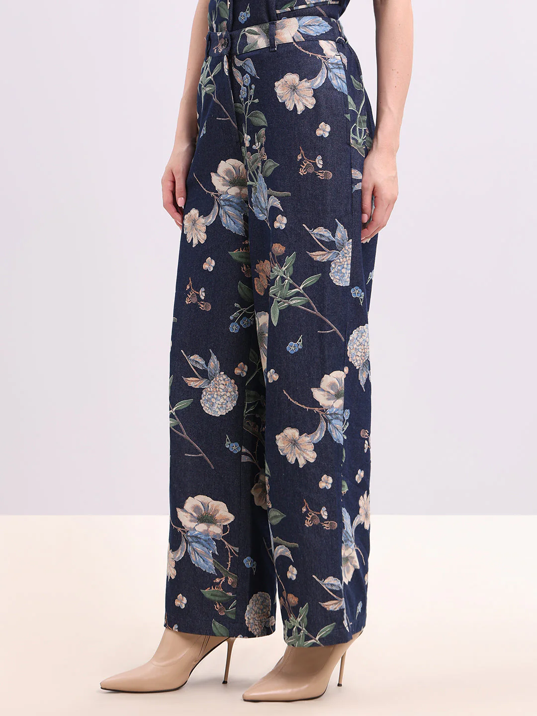 Floral High Rise Denim Pants - Image 3