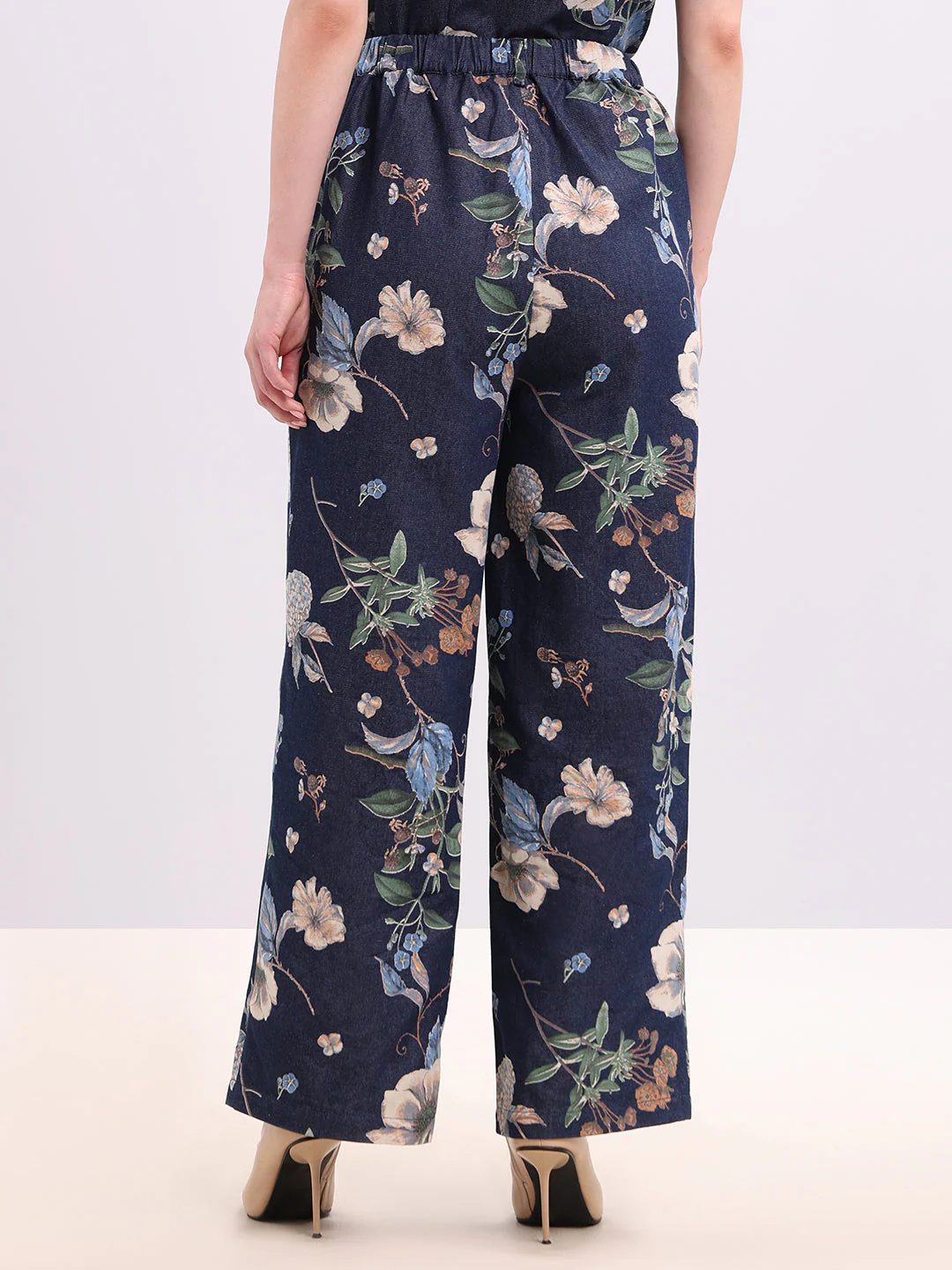Floral High Rise Denim Pants - Image 4