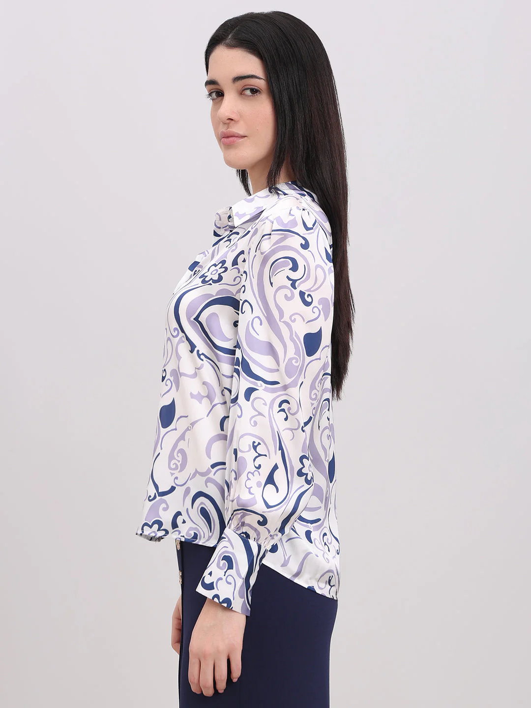 White & Blue Paisley Print Shirt - Image 3