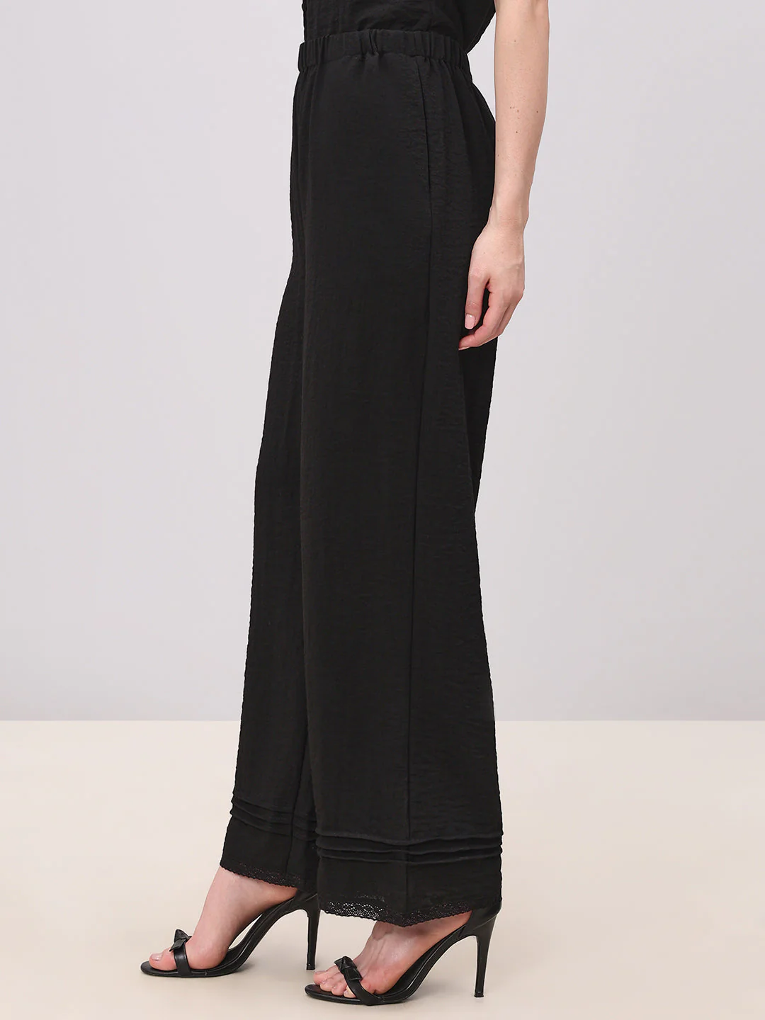 Textured Black Relaxed Fit Pants - Image 3
