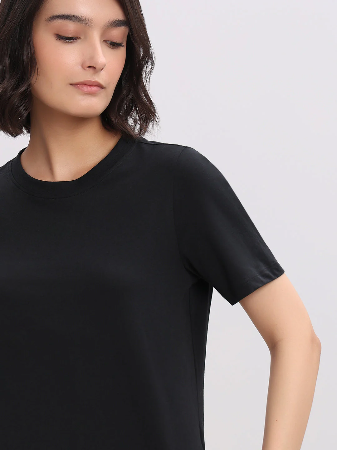 Organic Cotton T-shirt - Black - Image 6
