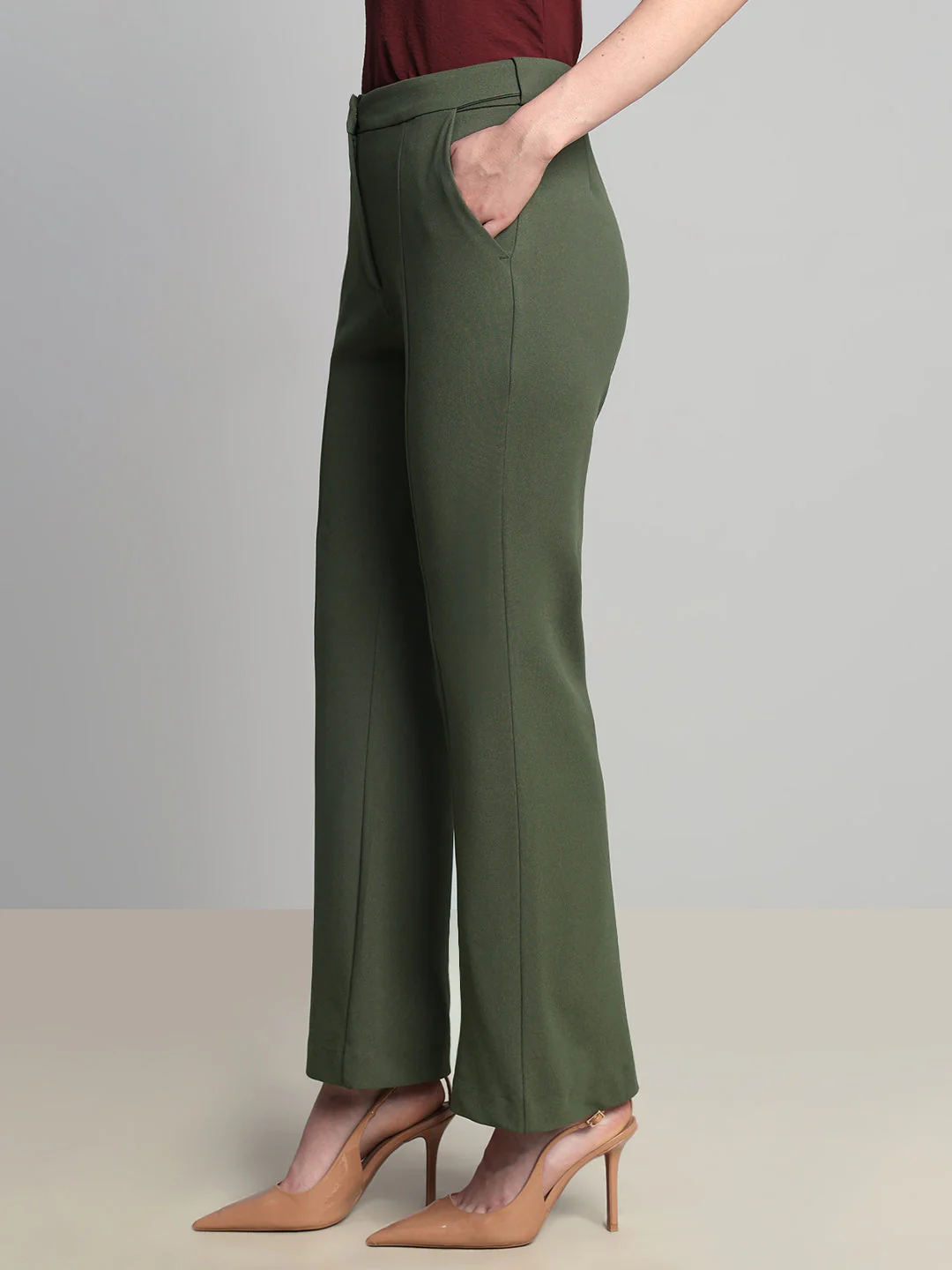Green High Rise Flared Pants - Image 3