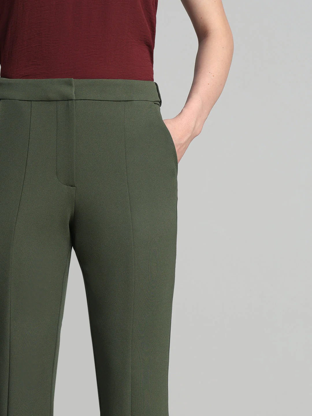 Green High Rise Flared Pants - Image 6