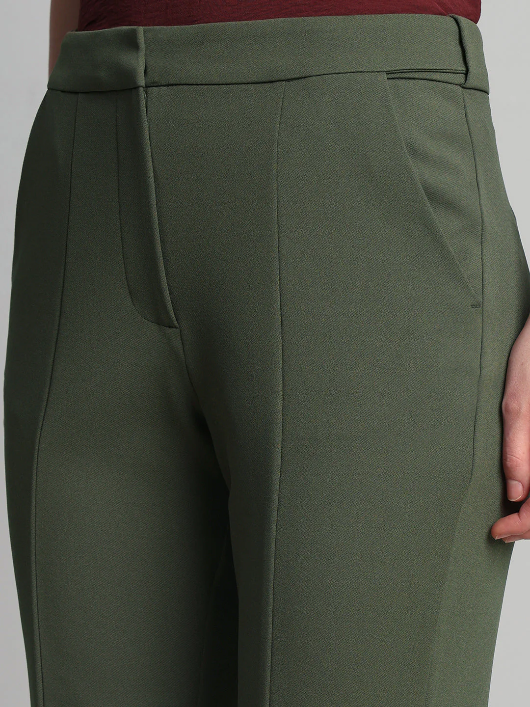 Green High Rise Flared Pants - Image 8