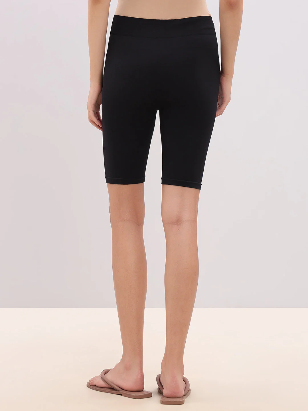 Black Seamless Biker Shorts - Image 4