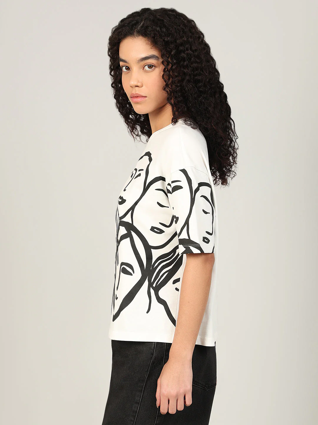 Abstract Print Cotton T-shirt - Image 3