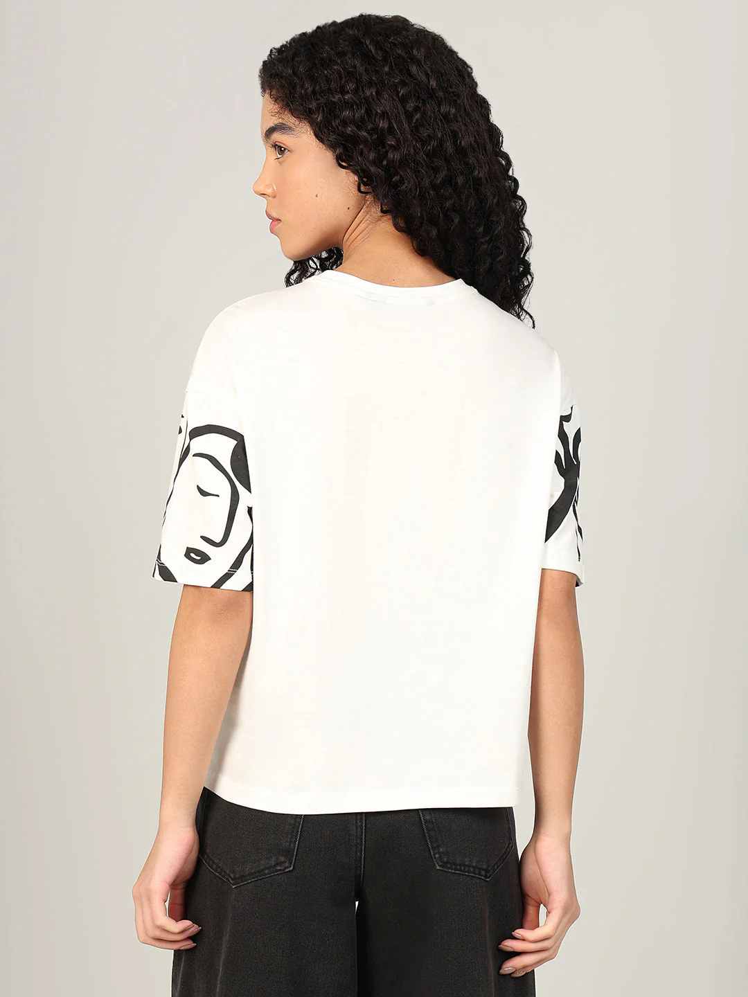 Abstract Print Cotton T-shirt - Image 4