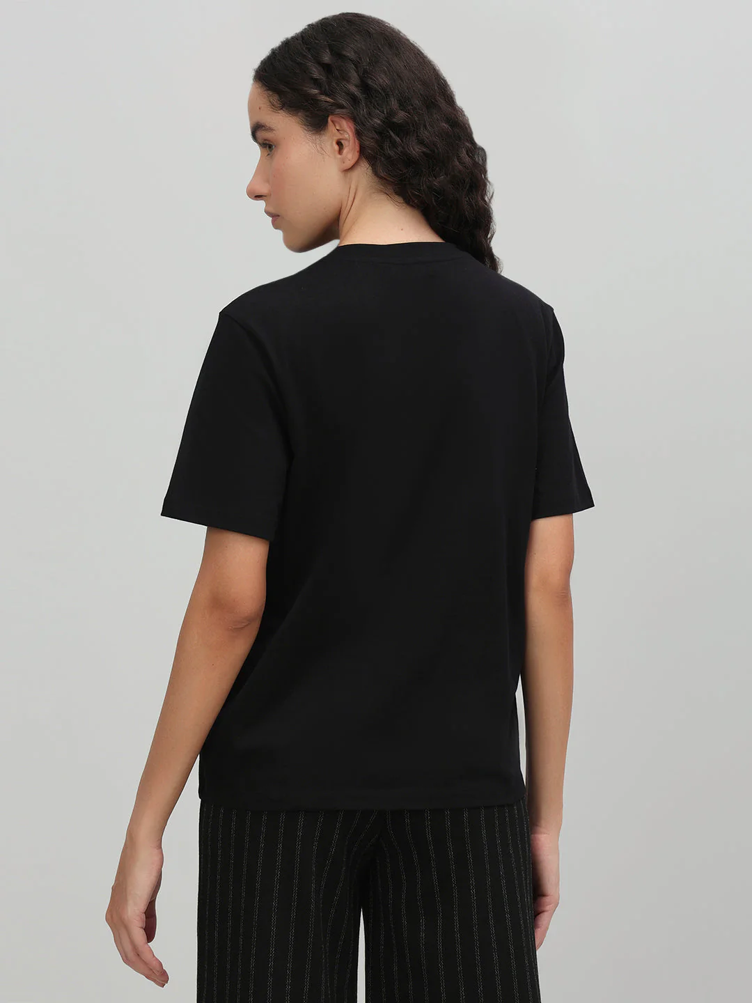 Black Illustration Print T-shirt - Image 4