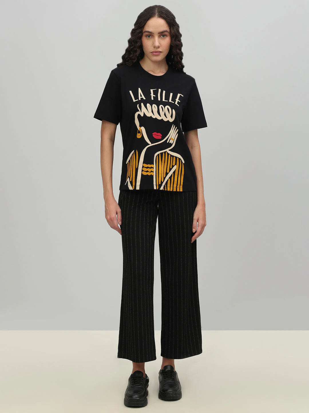 Black Illustration Print T-shirt - Image 5