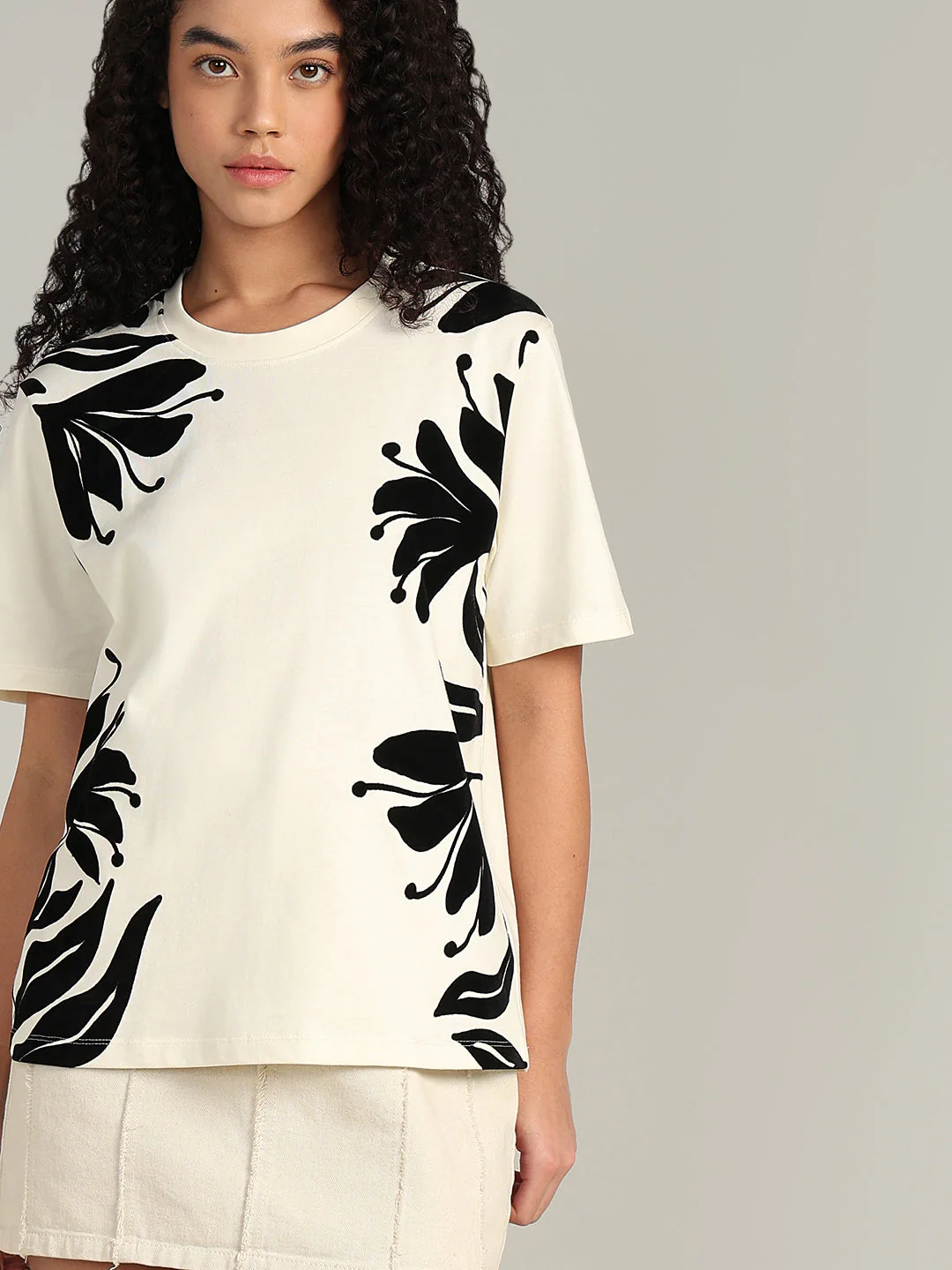 Tropical Print Cotton T-shirt - Image 6