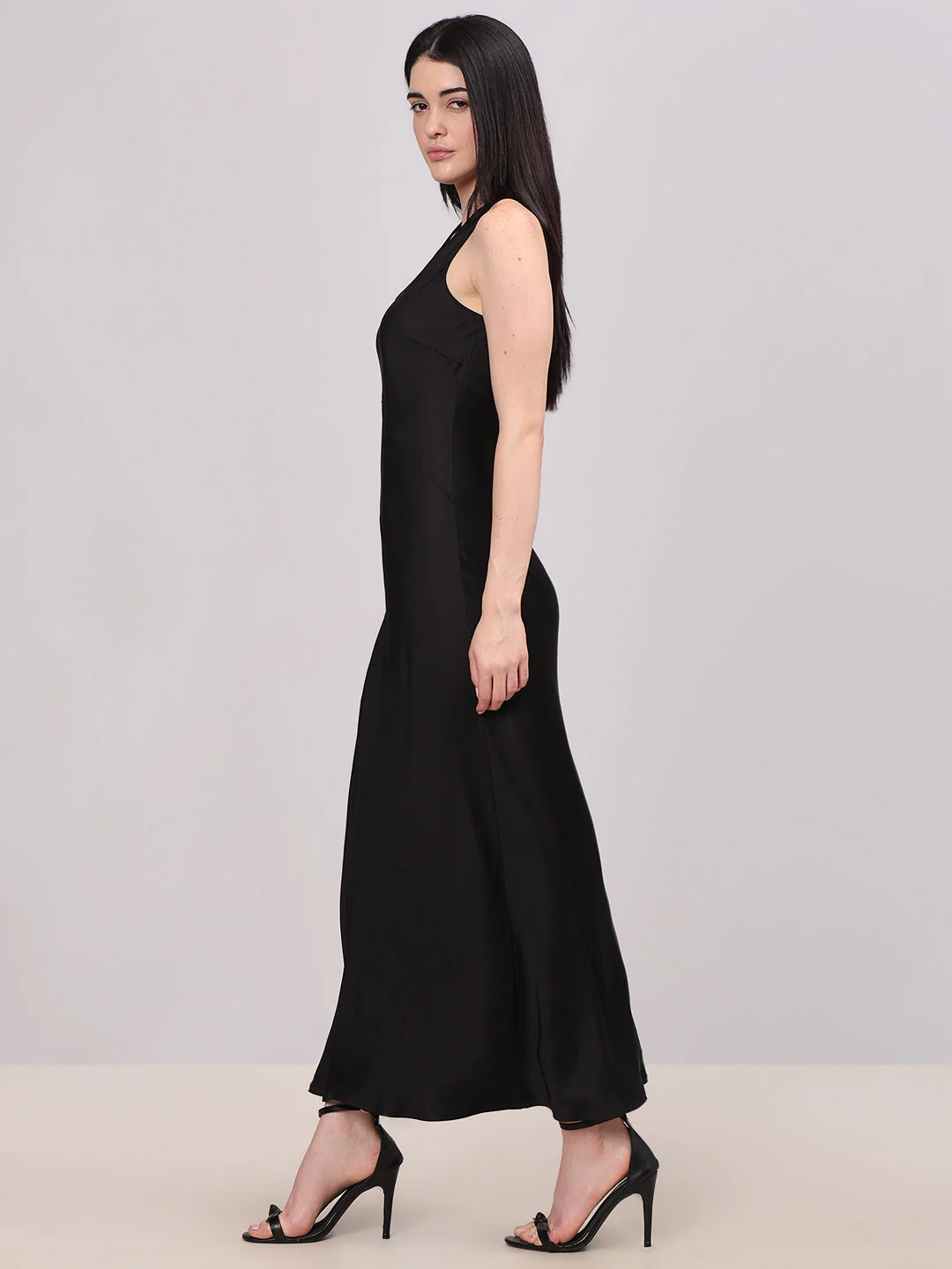 Sleeveless Sculpted Maxi Dress - Image 3