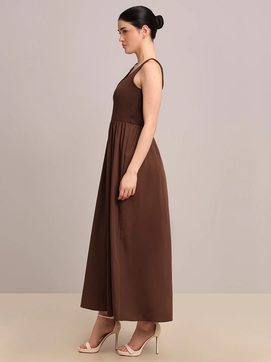 Brown Sleeveless Long Dress - Image 3