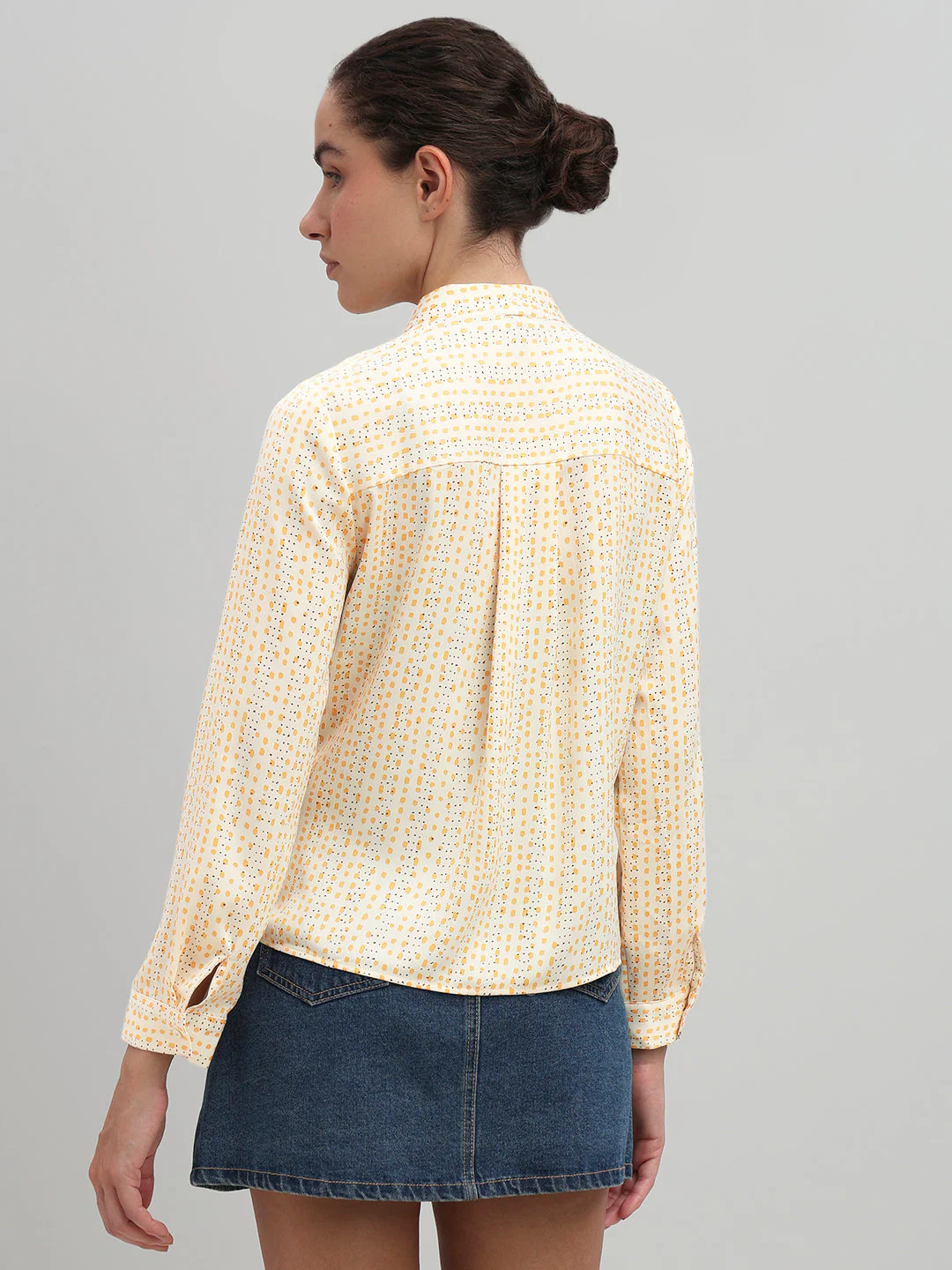 Micro-Print V-Neck Top - Image 4
