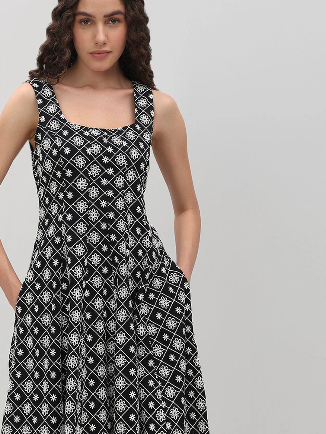 Black Printed Midi Dress - Image 5