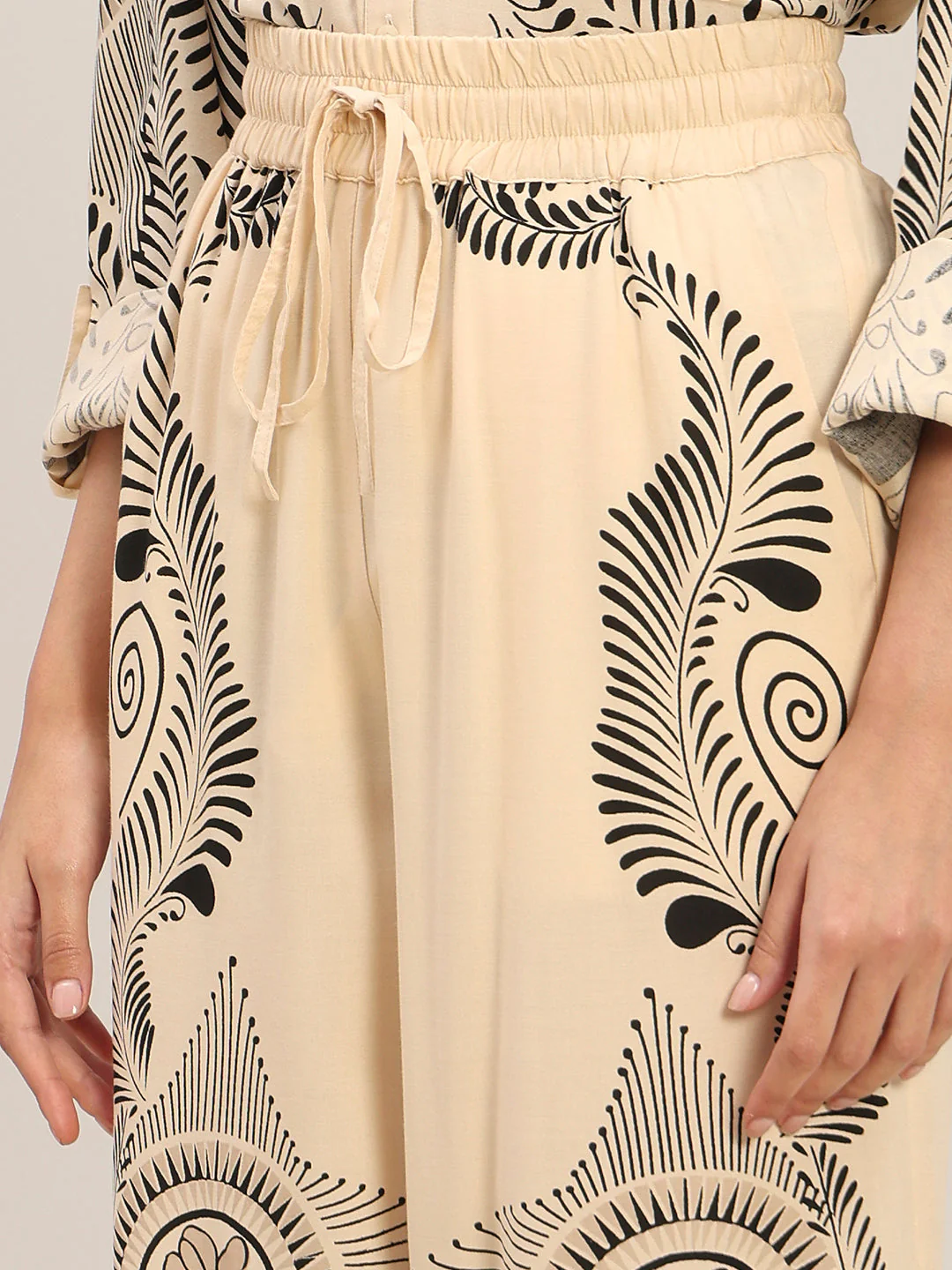 Beige Printed Wide Leg Pants - Image 8