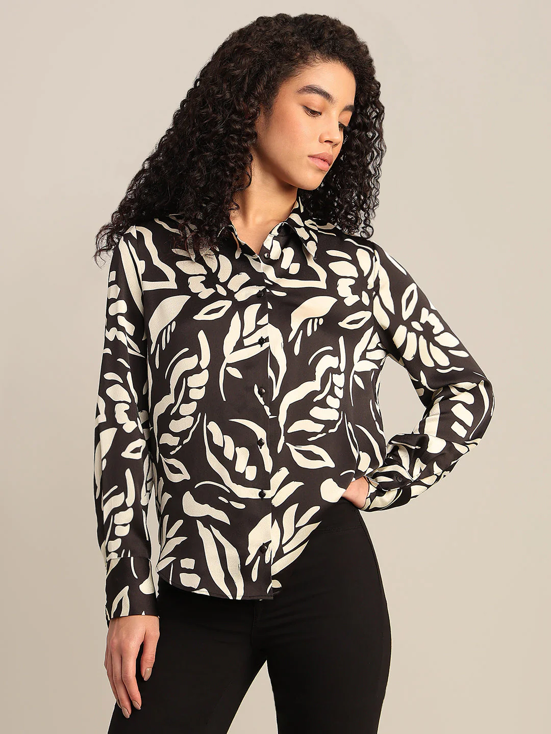 Black Printed Full Sleeves Shirt - Image 2