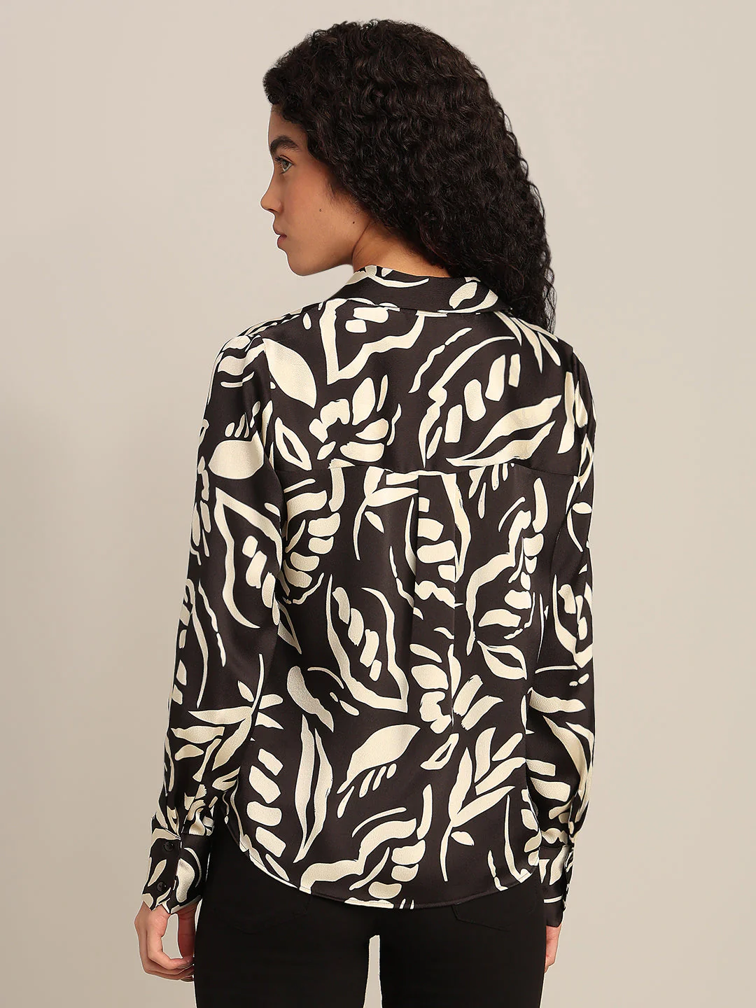 Black Printed Full Sleeves Shirt - Image 4