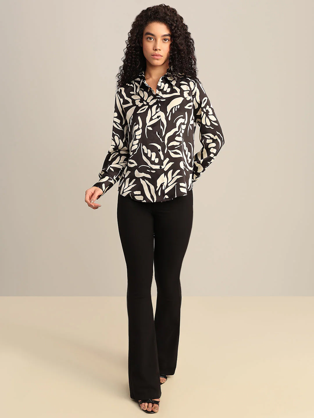 Black Printed Full Sleeves Shirt - Image 5