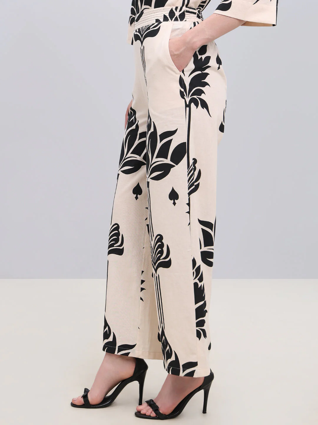 Ecru Printed High Rise Pants - Image 3