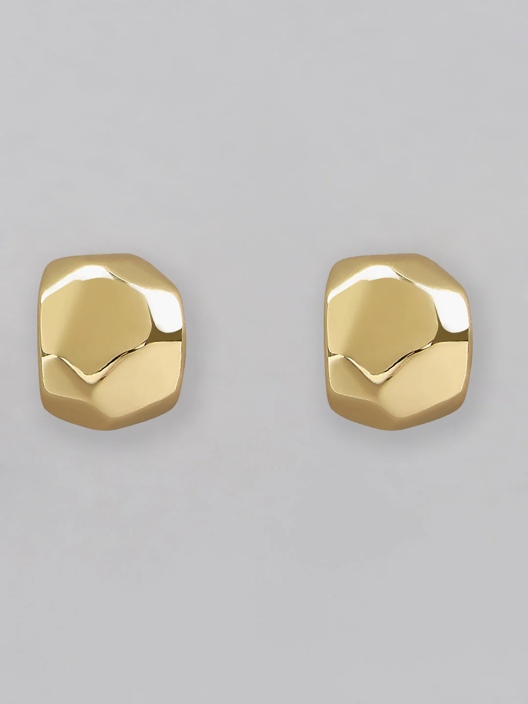 Golden sculpted stud earrings - Image 2