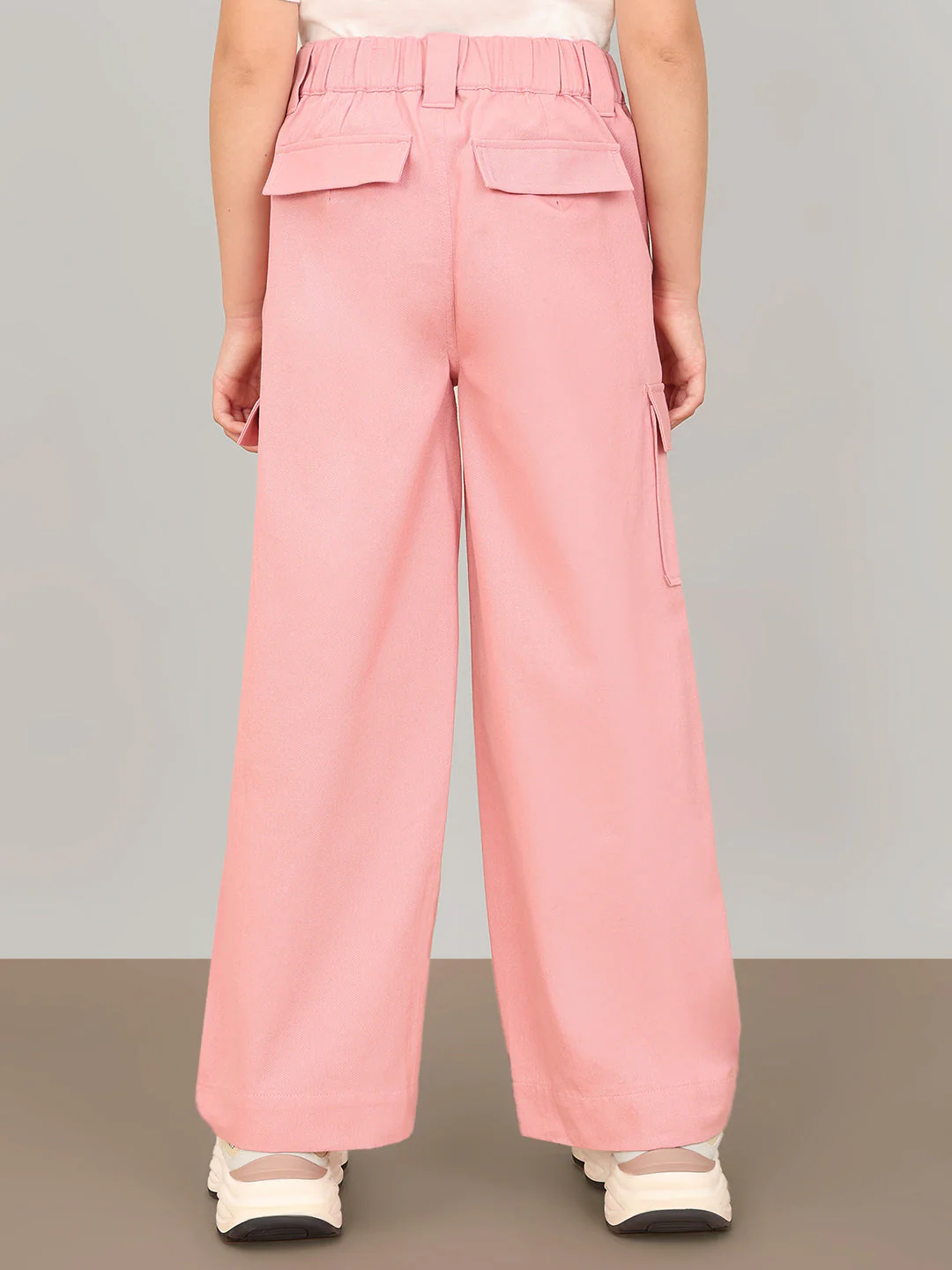 GIRL Mid Rise Wide Leg Cargo Pants - Image 4