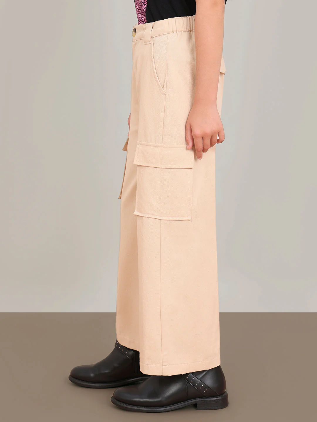 GIRL Mid Rise Wide Leg Cargo Pants - Beige - Image 3