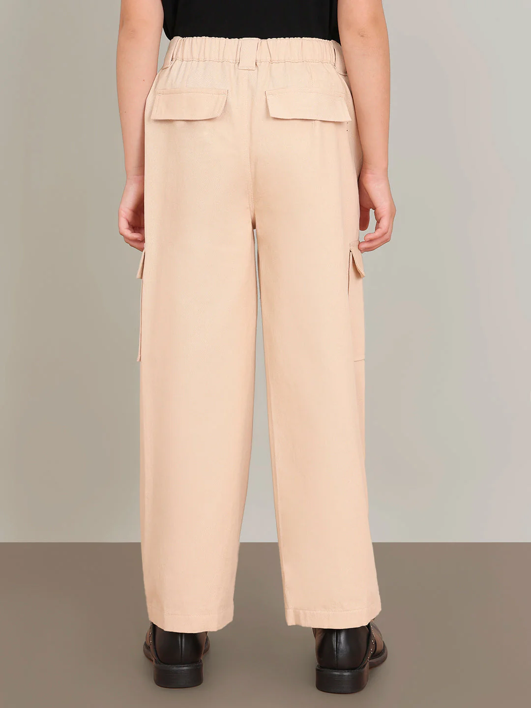 GIRL Mid Rise Wide Leg Cargo Pants - Beige - Image 4