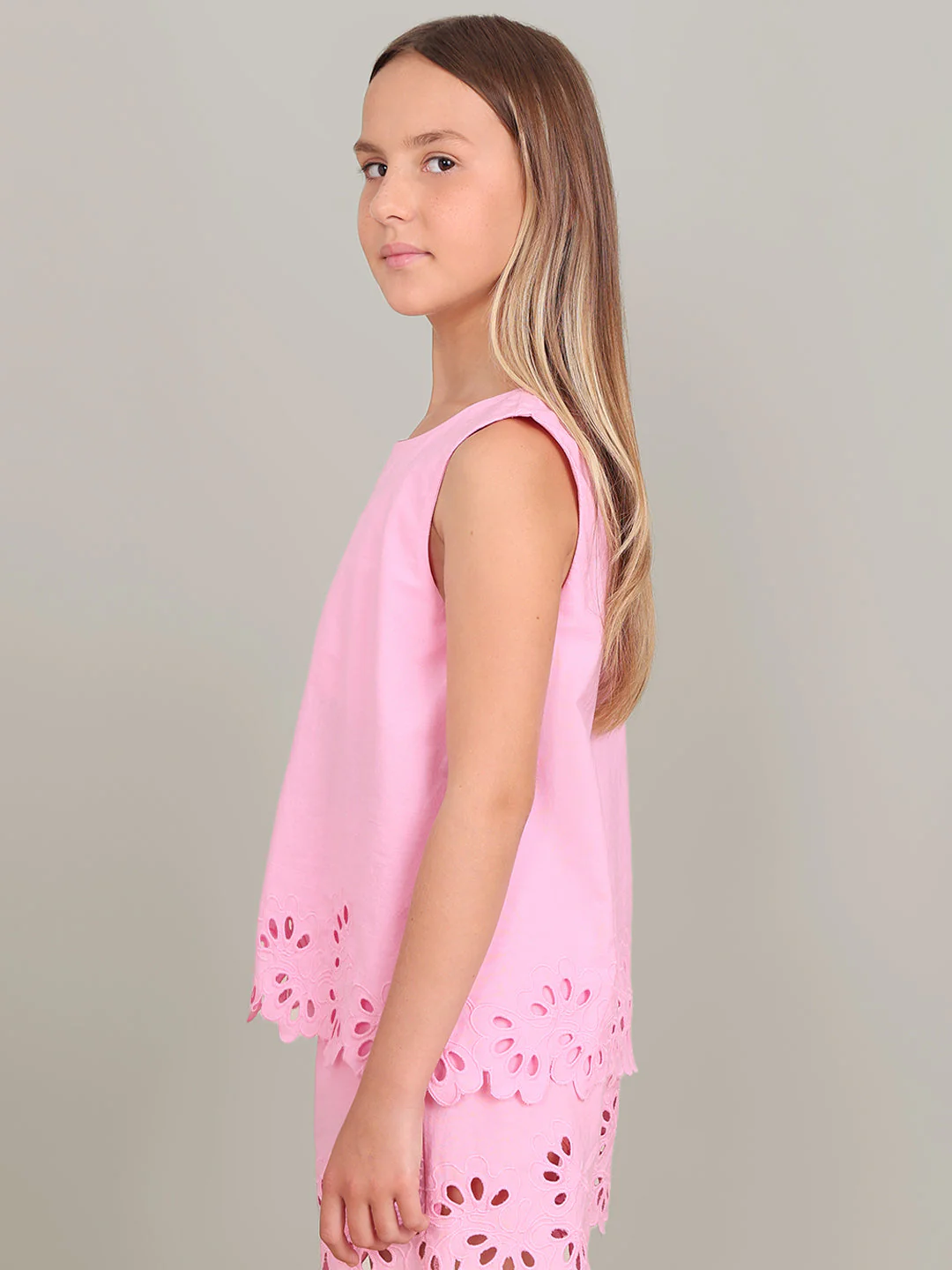 GIRL Pink Cutwork Sleeveless Top - Image 3